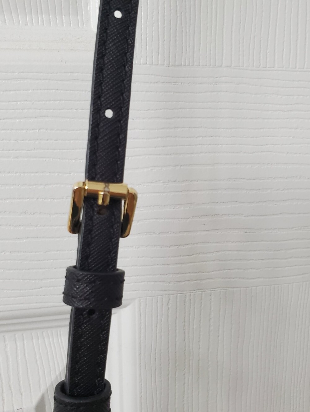 Michael Michael Kors Kelsey Nylon Crossbody bag with gold-tone - Picture 8 of 11